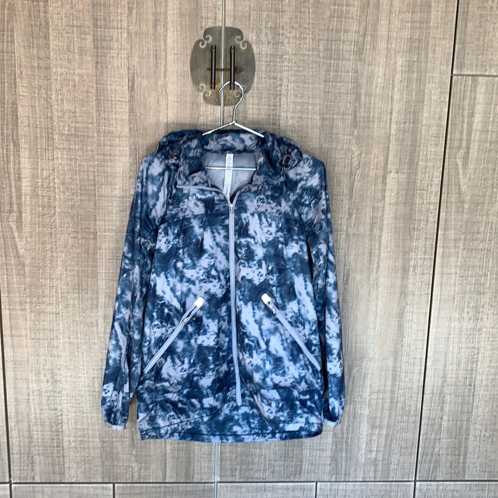 Lululemon‎ Miss Misty Jacket